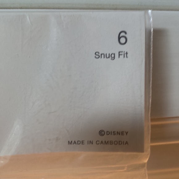 NWT Gap Kids 2 piece short sleeve PJ set. Snug fit size 6 - Picture 4 of 7